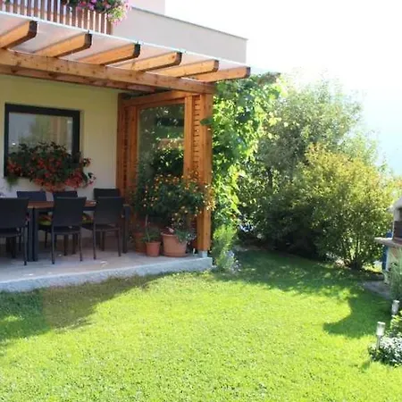 Bauernhof Huber Farm stay